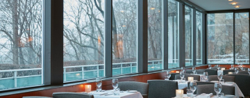 رستوران اِسکاراموش (Scaramouche)